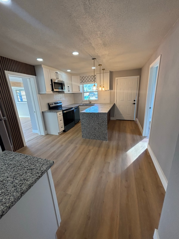 Photo - 5500 Huber Dr