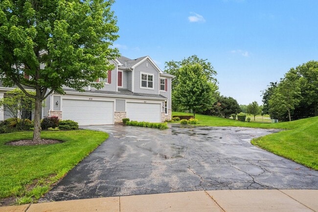 Photo - 937 Emerald Dr