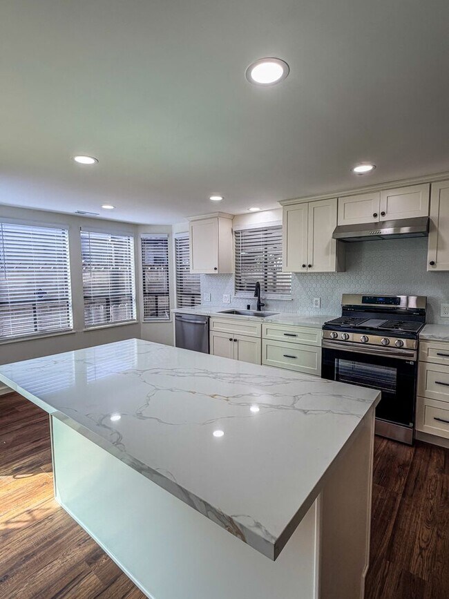 Photo - 801-803 N M Street Unit 801