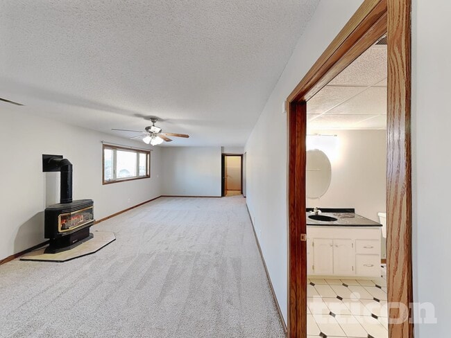 Photo - 8009 Delano Way