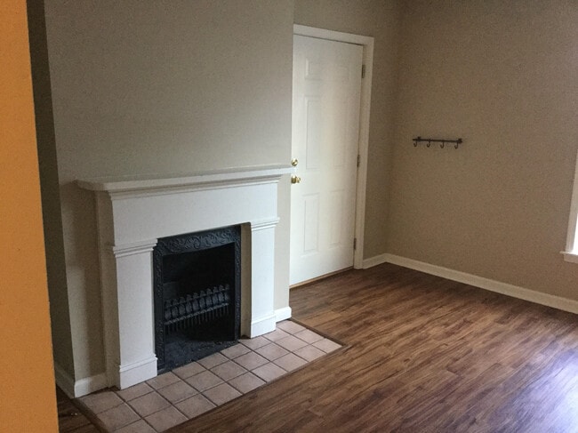 Photo - 2935 Grinstead Dr