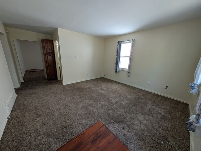 Building Photo - 148 N Cleveland Ave Unit 1
