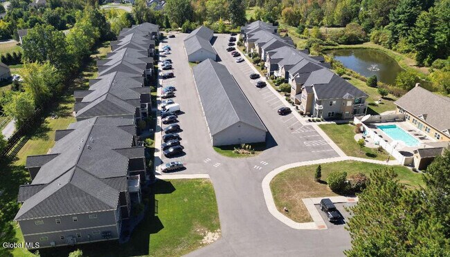 Photo - 48 Bavarian Wy Unidad 55