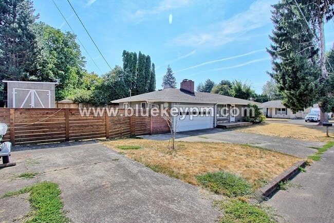 Photo - 3806 SE Drake St