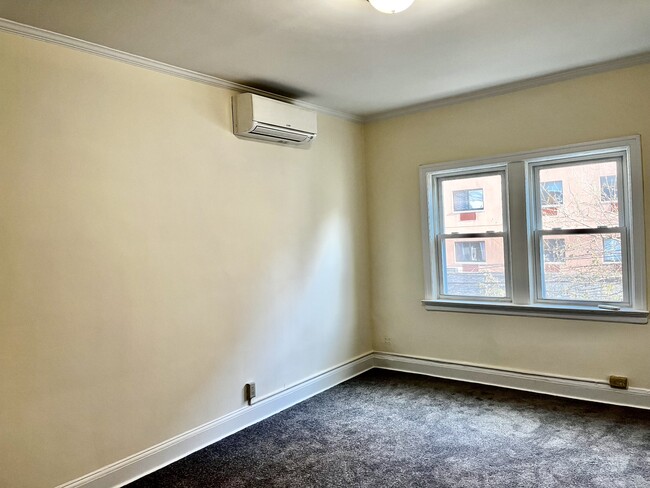 Bedroom - 3167 30th St Unit 2nd Floor
