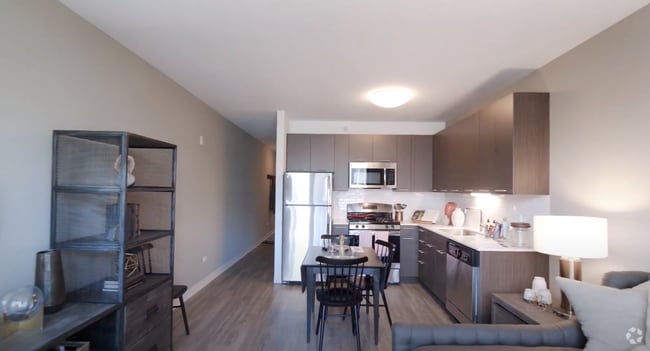 Building Photo - 667 N Wells St Unit 2402 Rental