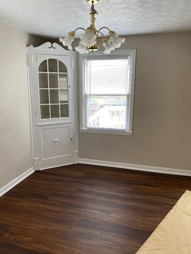 Photo - 3 Bedroom, 1 Bathroom SINGLE FAMILY HOME f...