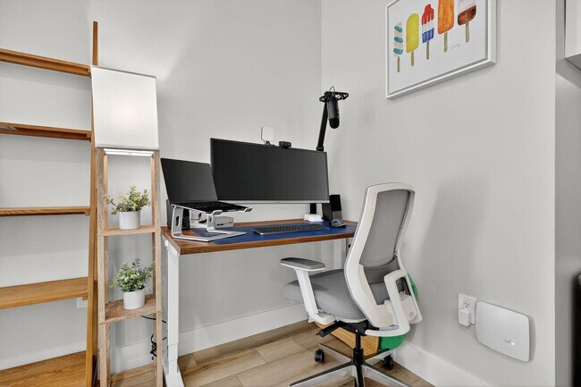 Photo - 95 Wall St Unit FL18-ID1264836P