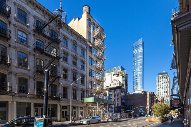 Photo - 57 Warren St