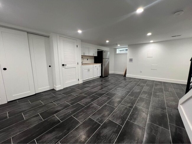 Photo - 436 Lamont St NW