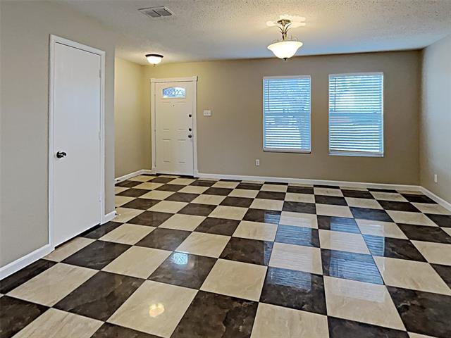 Photo - 6054 Susanna Dr