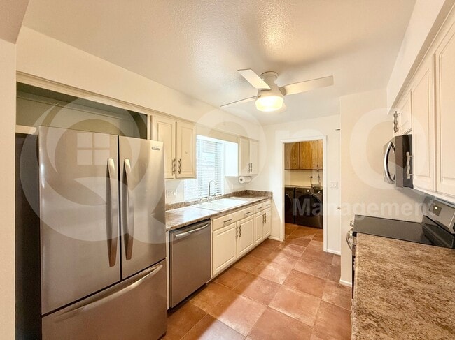 Photo - 4559 E Dragoon Ave