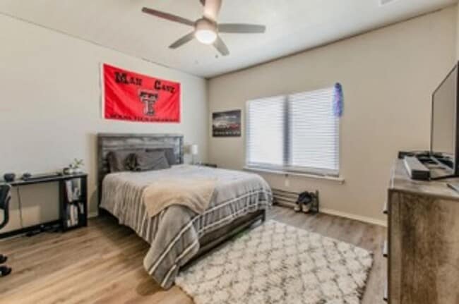 Photo - 4 Bedroom 2 Bath Unit, Frenship ISD!