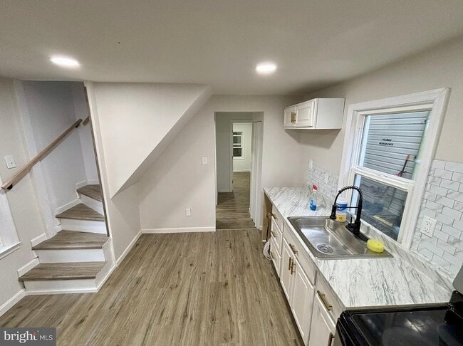 Photo - 802 Fairmount Ave