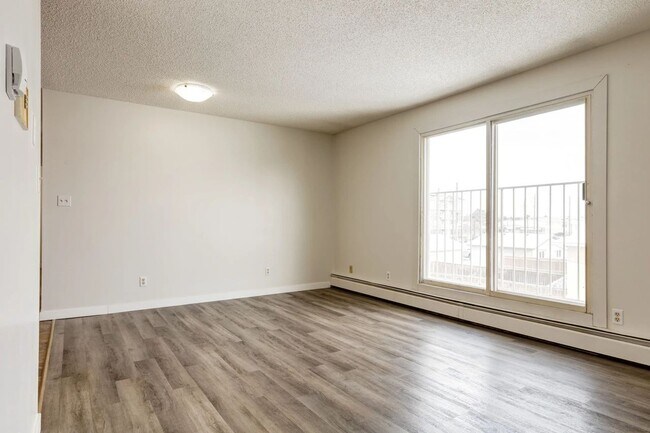 Photo - Gleneagles Apartments