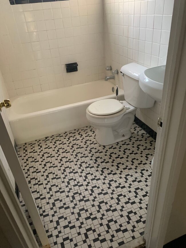 Photo - 309 S Cleveland St