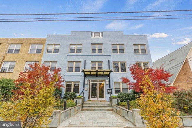 Photo - 922 Madison St NW Apartment Unit 304