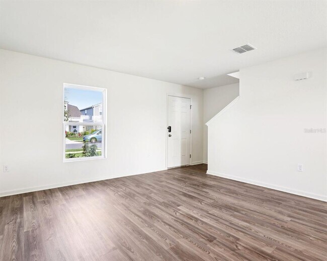 Photo - 673 Hillview Lp