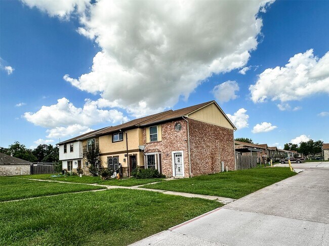 Photo - 15454 Chipman Ln. Unit True