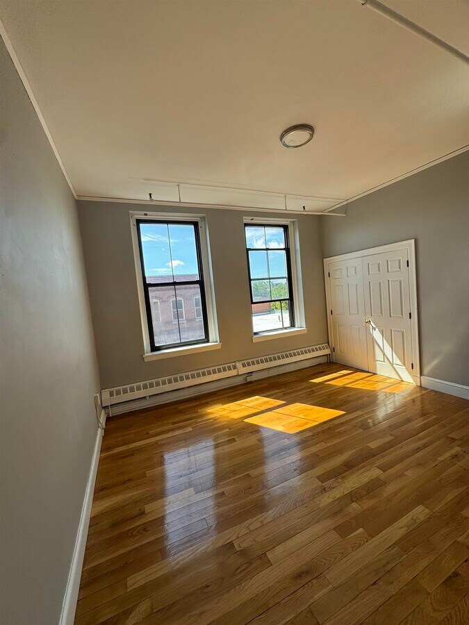 Photo - 1-3 Central Square Unit 306
