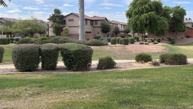 Building Photo - 7313 S 48th Dr