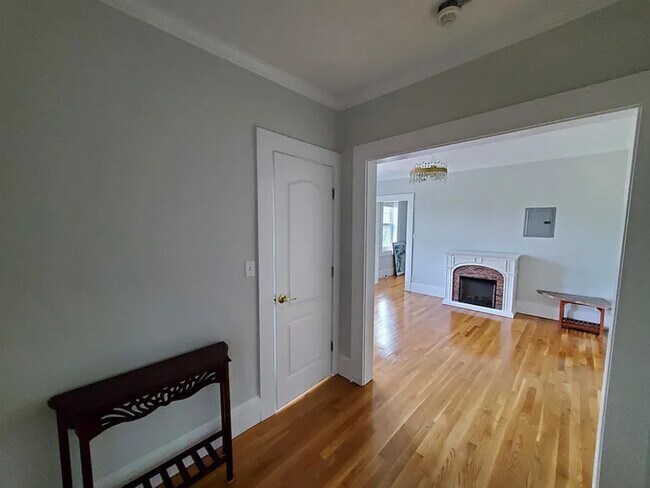 20-22-22 Concord Ave Unit 15