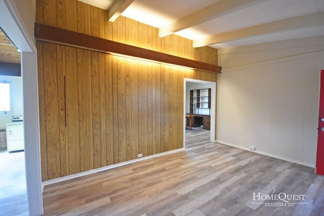 Photo - Kaneohe Charm -- 3 bed 1.5 bath SFH -- $3500/mo