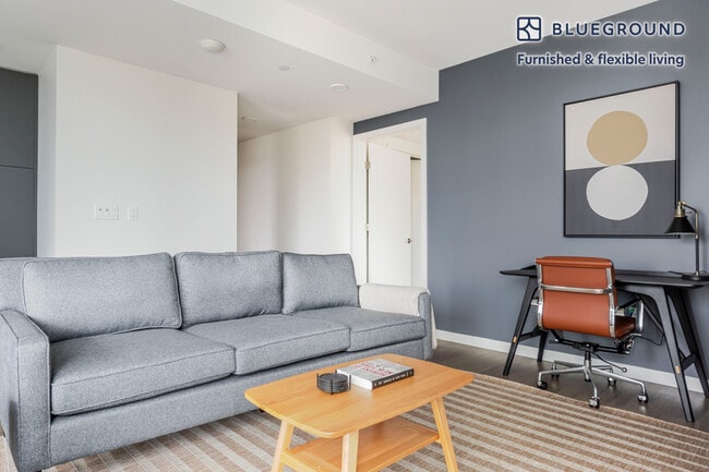 Photo - 2019 Boren Ave Unit FL10-ID984