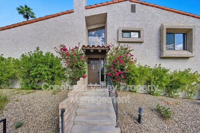 Photo - 287 S Civic Dr