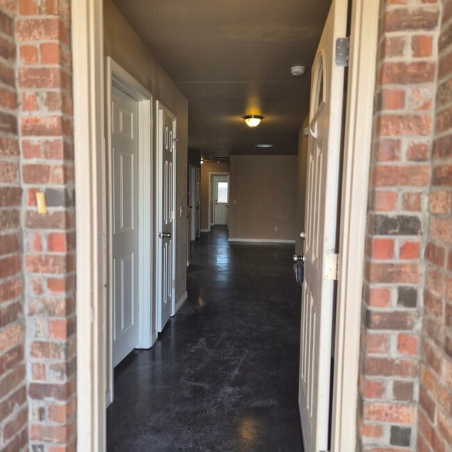 Photo - 2709 Steves Way