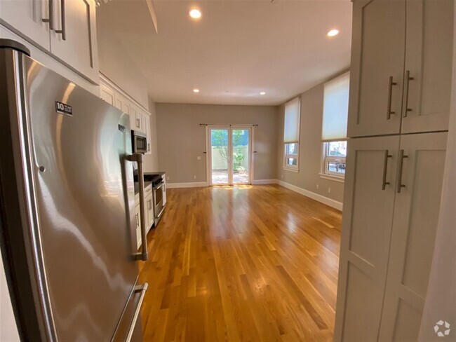 Building Photo - 166 Hampshire St Unit 1A Rental