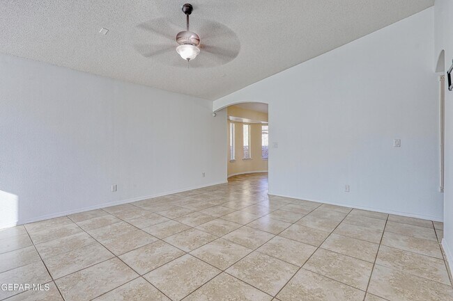 Photo - 14325 Woods Point Ave