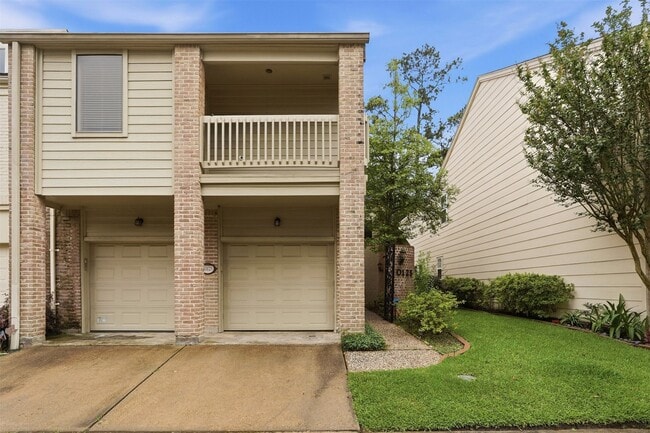 Building Photo - 10125 Valley Forge Dr