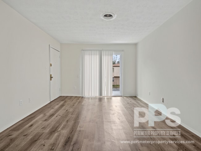 Photo - 737 Boggs Rd Unit 1F