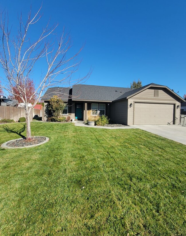 Beautiful West Richland Home - Beautiful West Richland Home