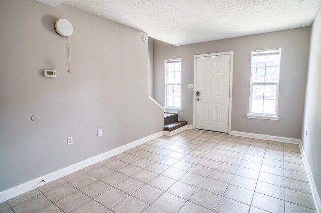 Photo - 123 Alabama Ave NW