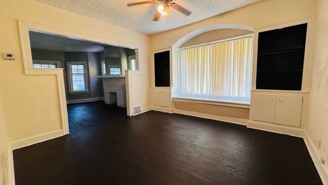 Photo - 12633 Edmonton Ave Unidad 1