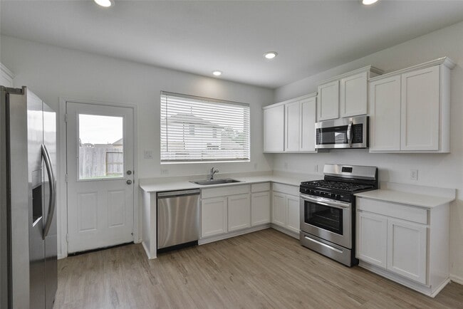 Photo - 3015 Wedgewood Cv Wy