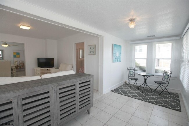 Photo - 104 N 35th Ave