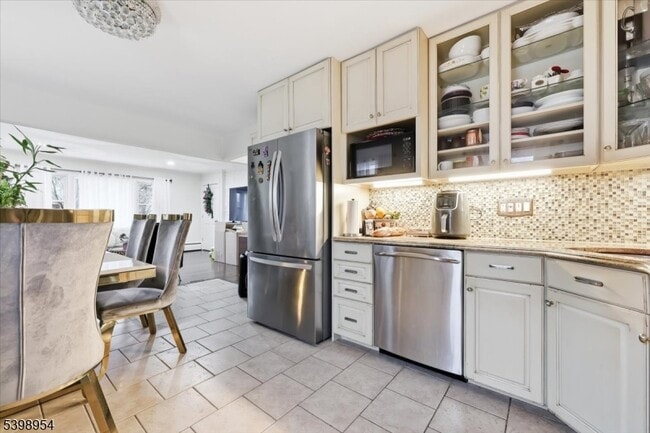 Photo - 67 Norwood Ave Unit 1