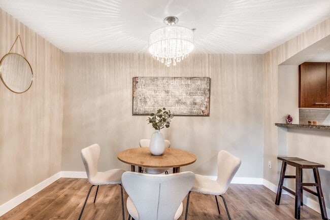 Photo - 5117 Garden City Rd