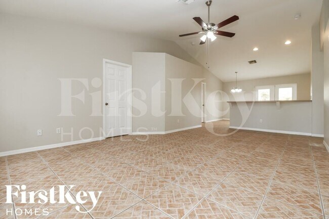 Photo - 1302 SW 35th St