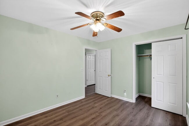 Photo - 40077 Big Chestnut Rd