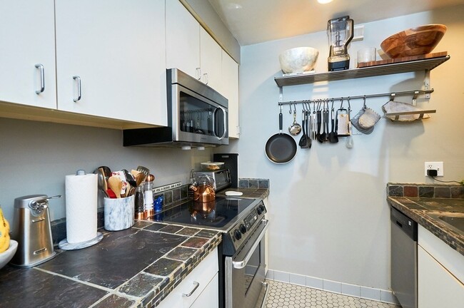 Photo - 18 E Springfield St Condo Unit 18-3