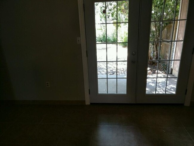 Photo - 640 Sandalwood Dr