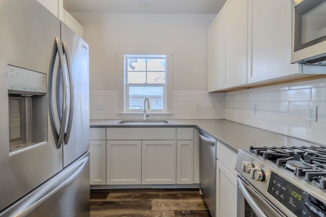 Photo - 1502 Simsbury St Unit 1502 Simsbury #7