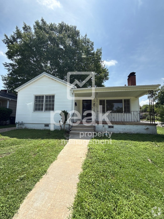 Building Photo - Charming 3-Bedroom Home for Lease in South...