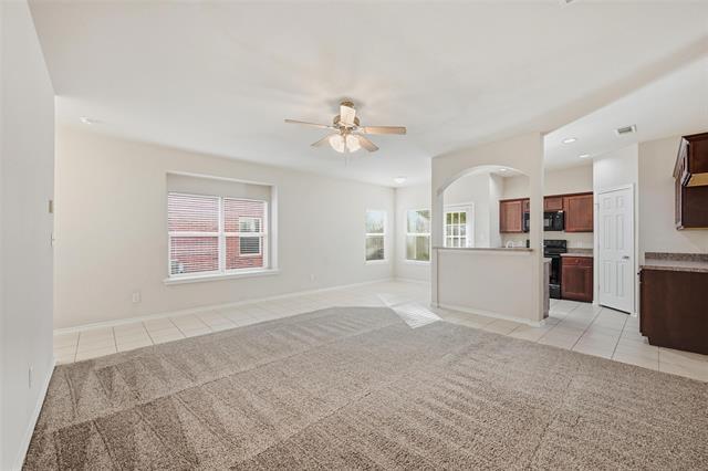 Photo - 813 Parkplace Ridge