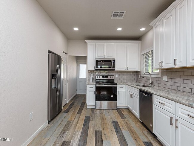 Photo - 1618 W Taylor St