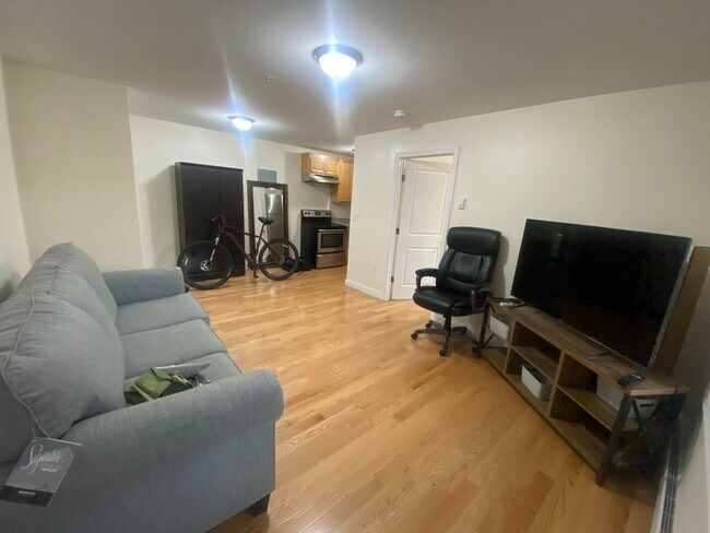 Photo - 10 Arizona Ter Unit 4